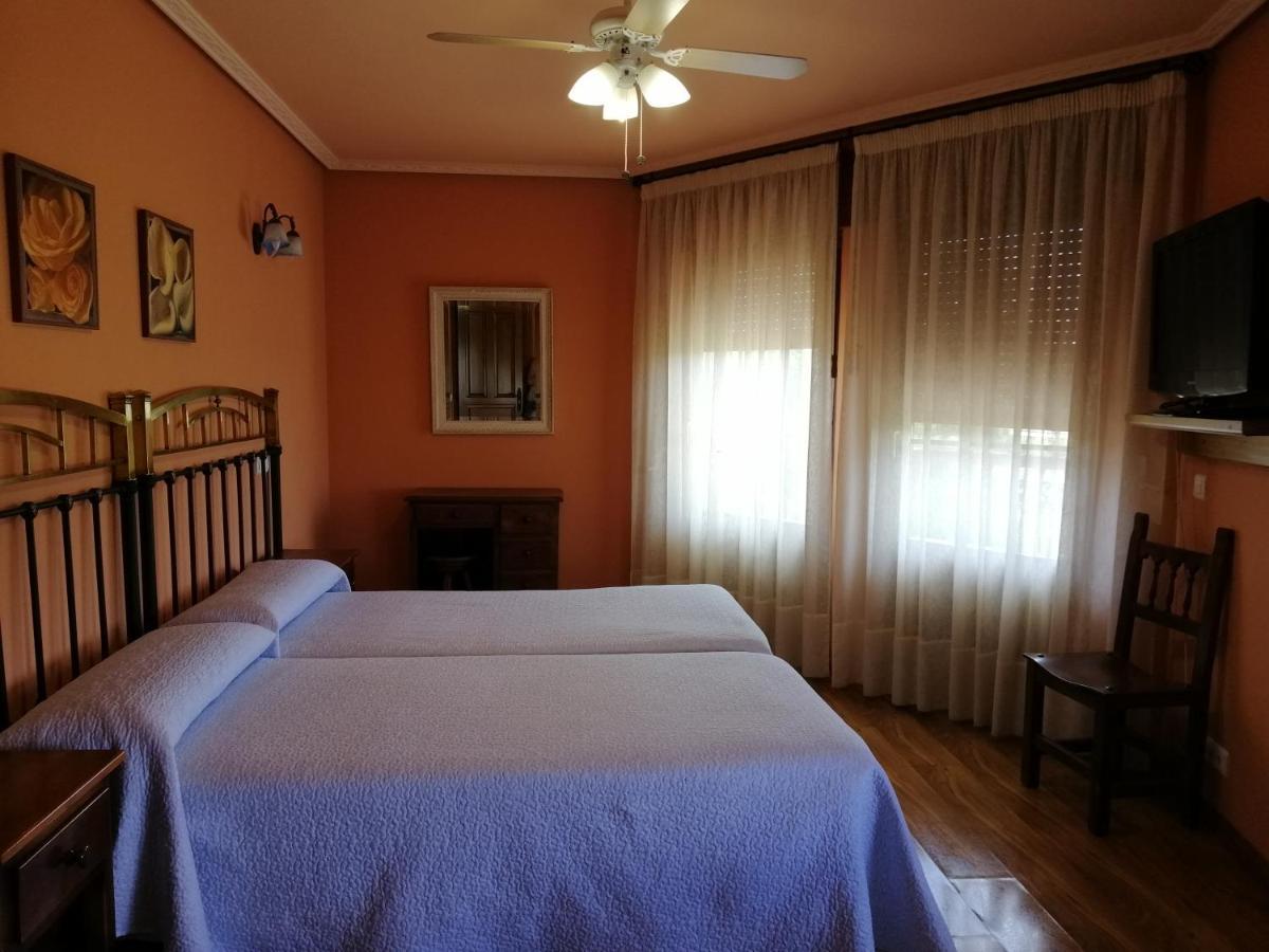 Hotel Rural Lajafriz Fornillos de Aliste Buitenkant foto