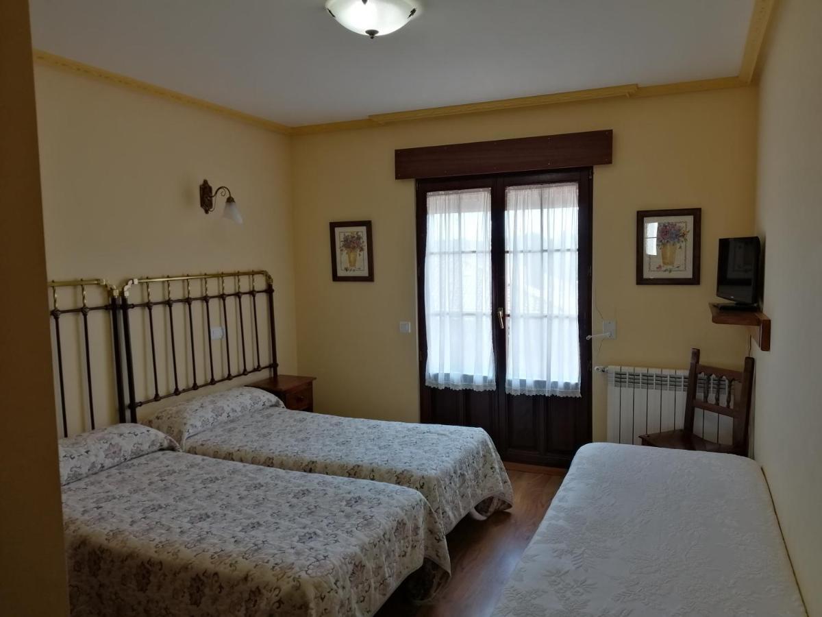 Hotel Rural Lajafriz Fornillos de Aliste Buitenkant foto