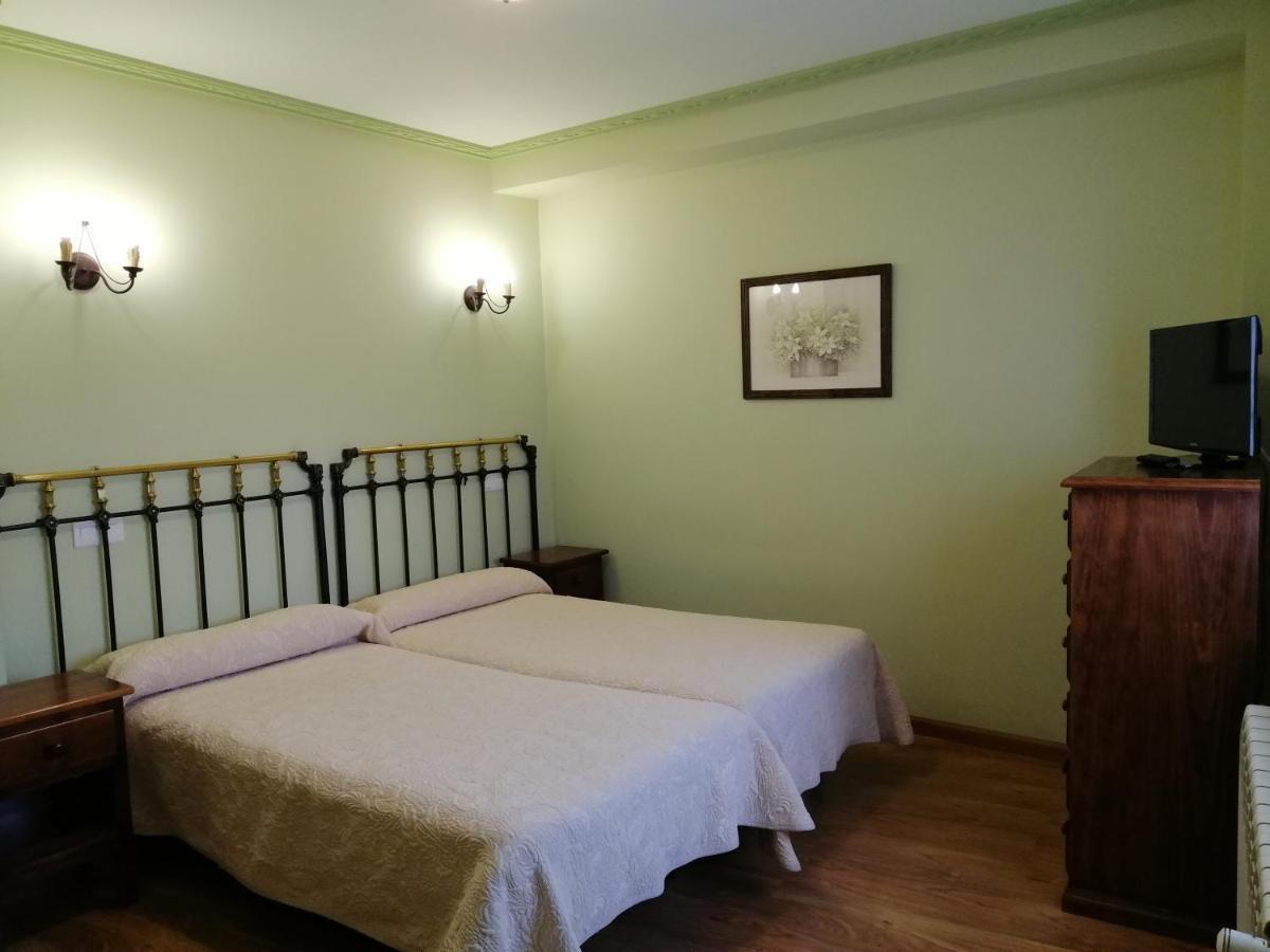 Hotel Rural Lajafriz Fornillos de Aliste Buitenkant foto