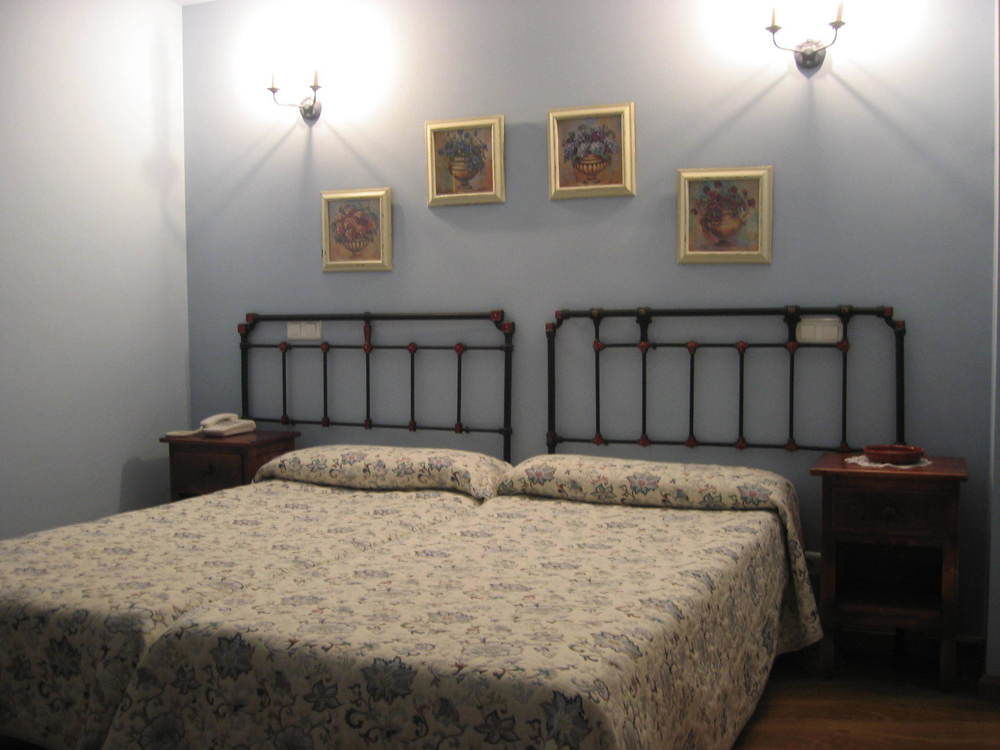 Hotel Rural Lajafriz Fornillos de Aliste Buitenkant foto